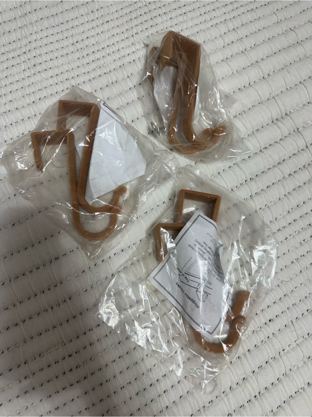 Joy Mangano Huggable Hangers Over-the-Door Hooks – Set of 6 – New